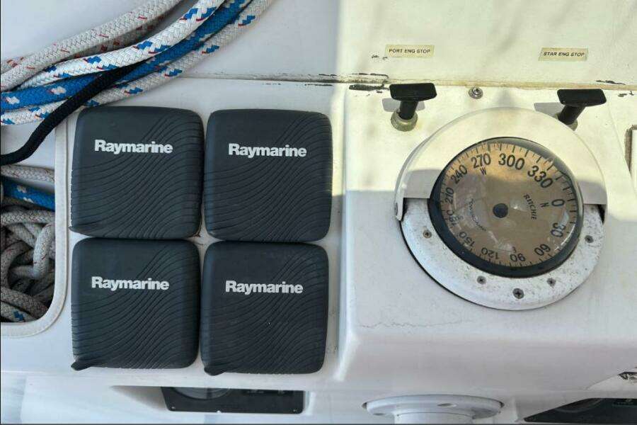 1999 Manta 40 Sail Catamaran