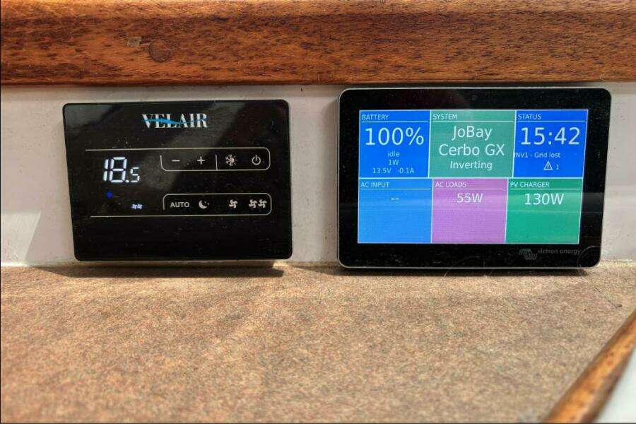 1999 Manta 40 Sail Catamaran