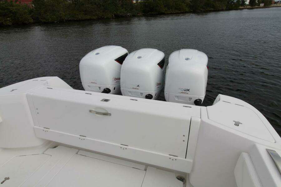 2024 Intrepid Nomad SE