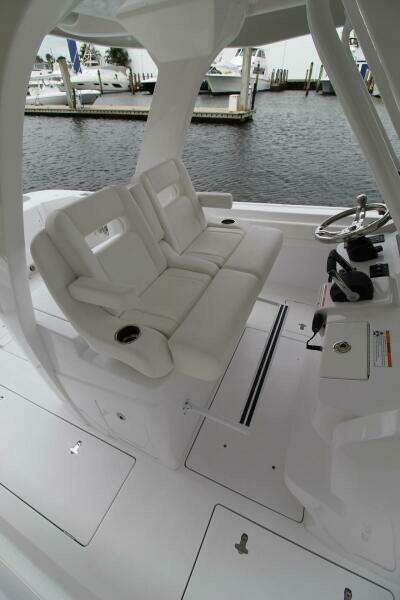 2024 Intrepid Nomad SE