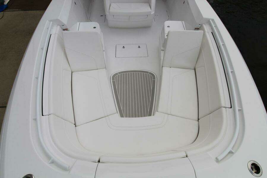 2024 Intrepid Nomad SE