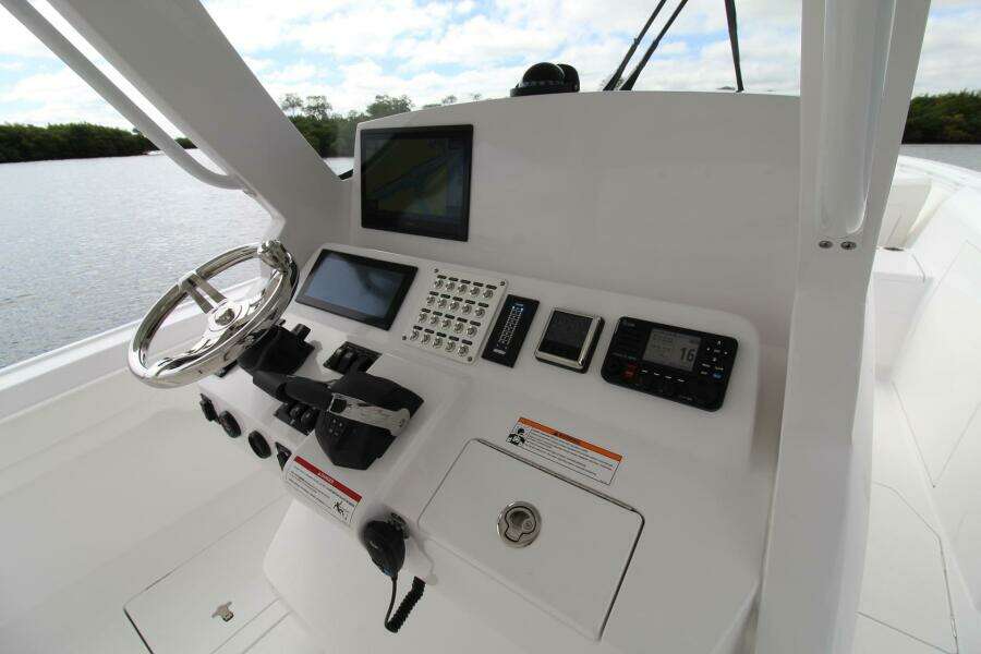 2024 Intrepid Nomad SE