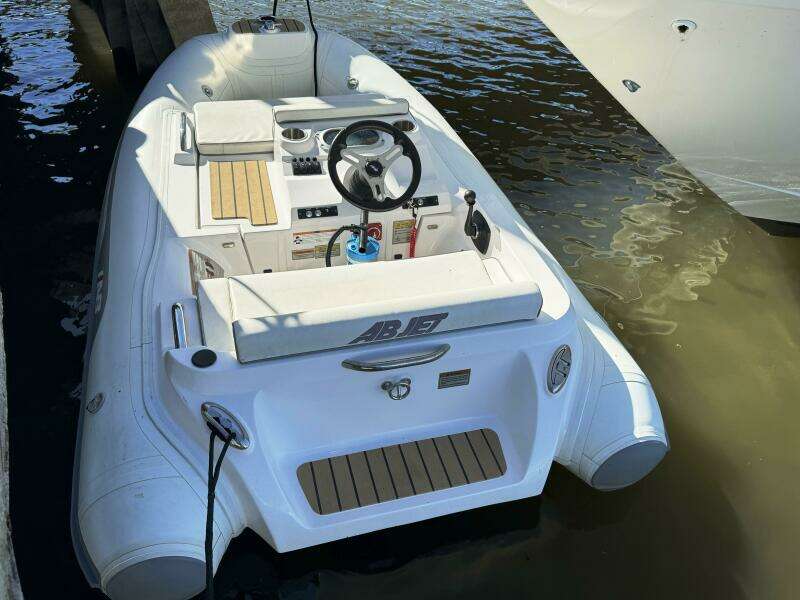 2001 Sea Ray 510 Sundancer
