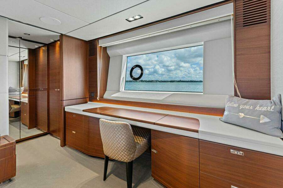 2018 Princess Y75 Motor Yacht