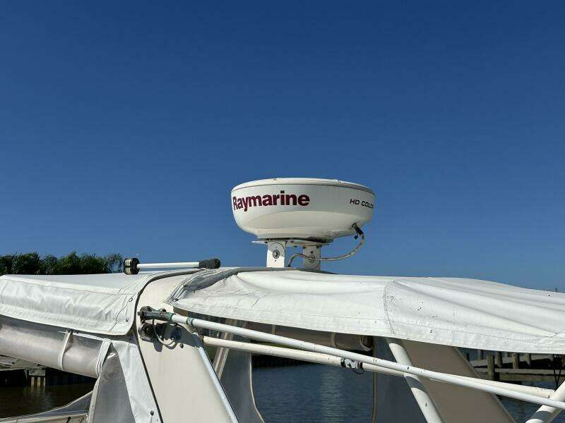 1994 Intrepid 376 Walkaround