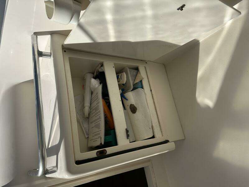 1994 Intrepid 376 Walkaround