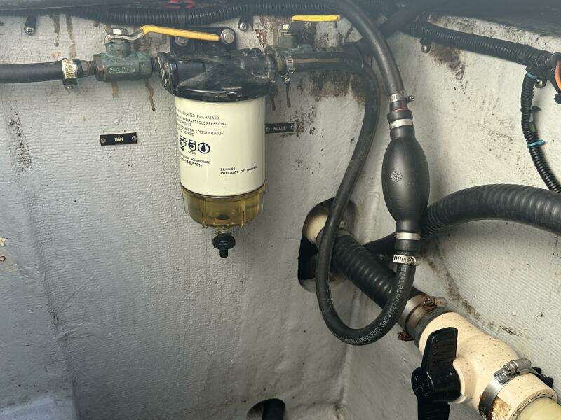 1994 Intrepid 376 Walkaround