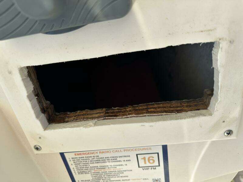 1994 Intrepid 376 Walkaround