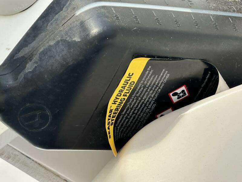 1994 Intrepid 376 Walkaround