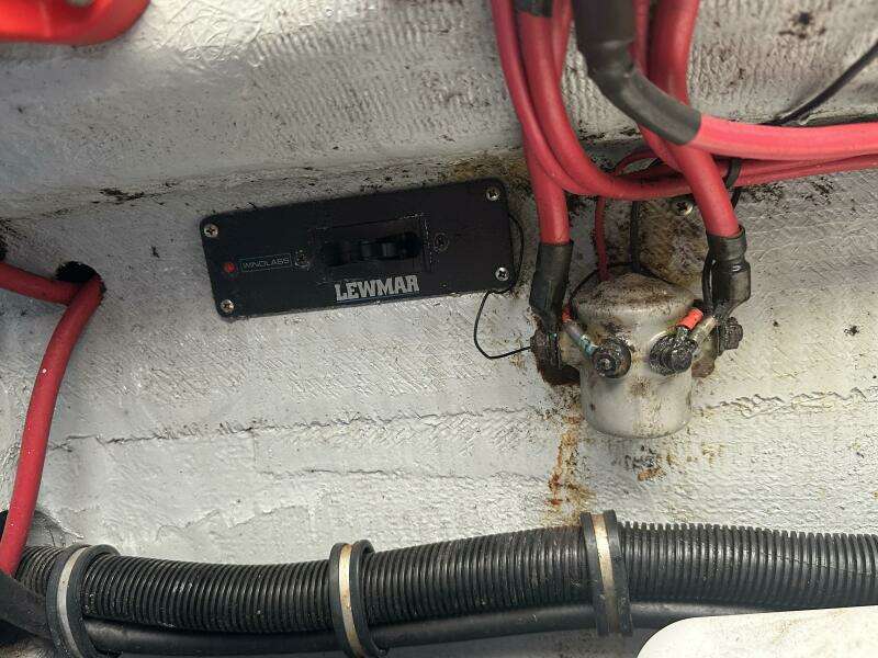 1994 Intrepid 376 Walkaround