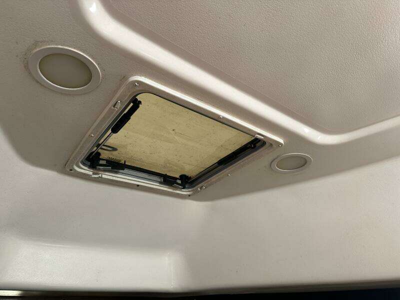 1994 Intrepid 376 Walkaround