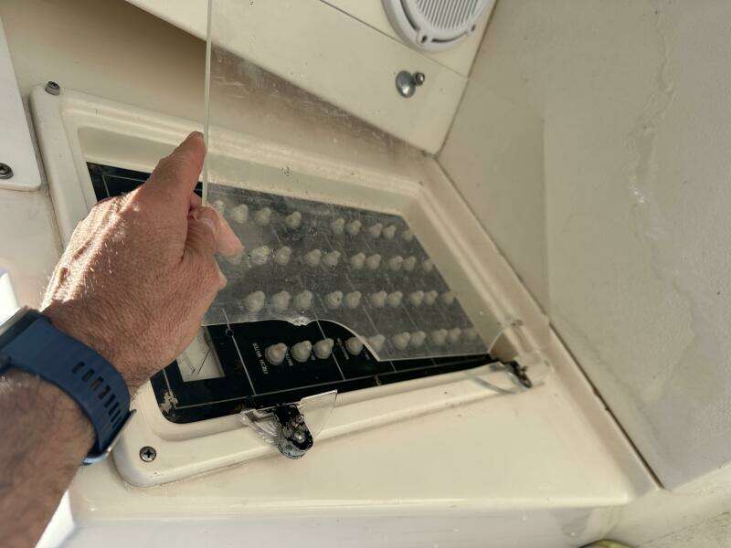 1994 Intrepid 376 Walkaround