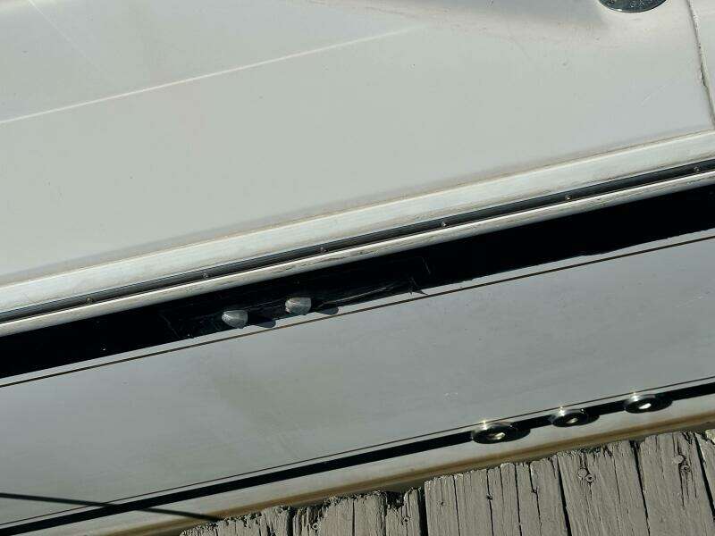 1994 Intrepid 376 Walkaround