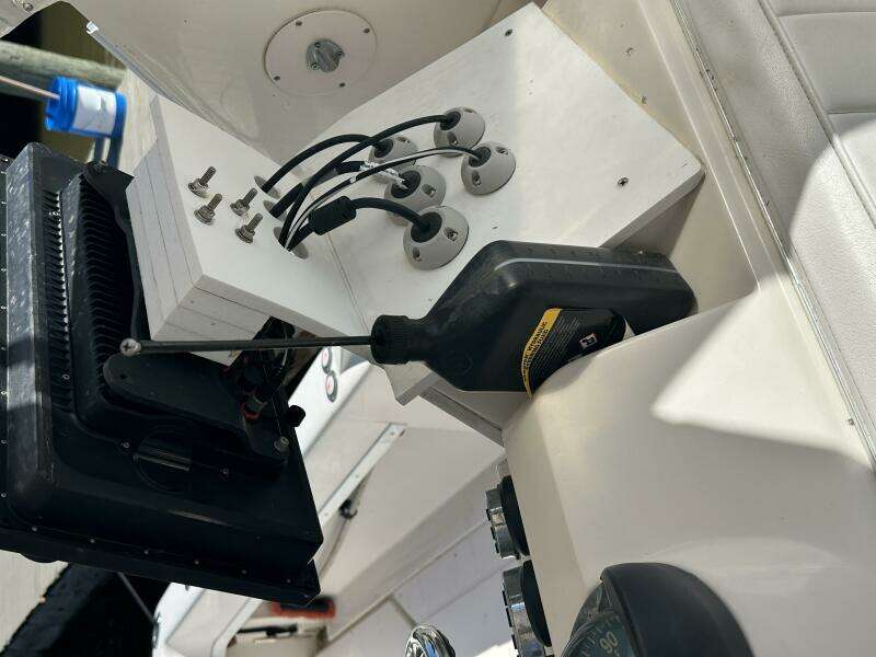 1994 Intrepid 376 Walkaround