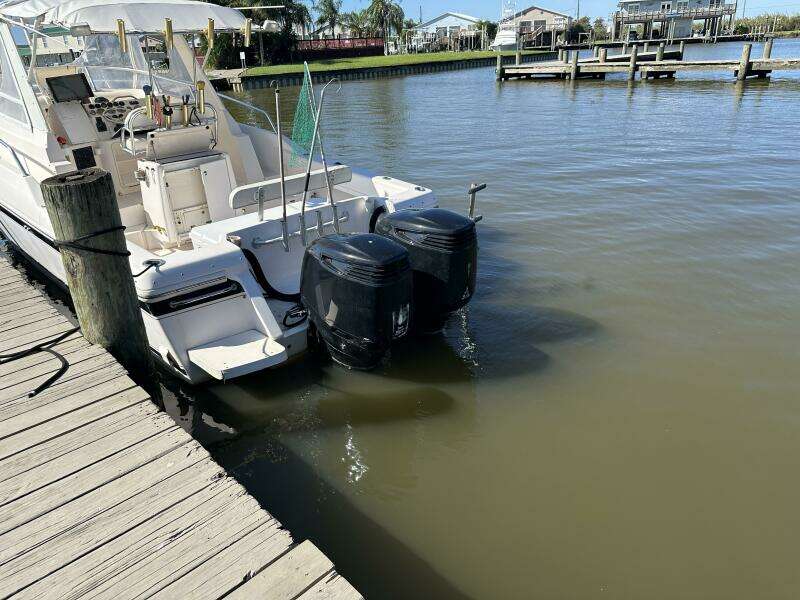 1994 Intrepid 376 Walkaround