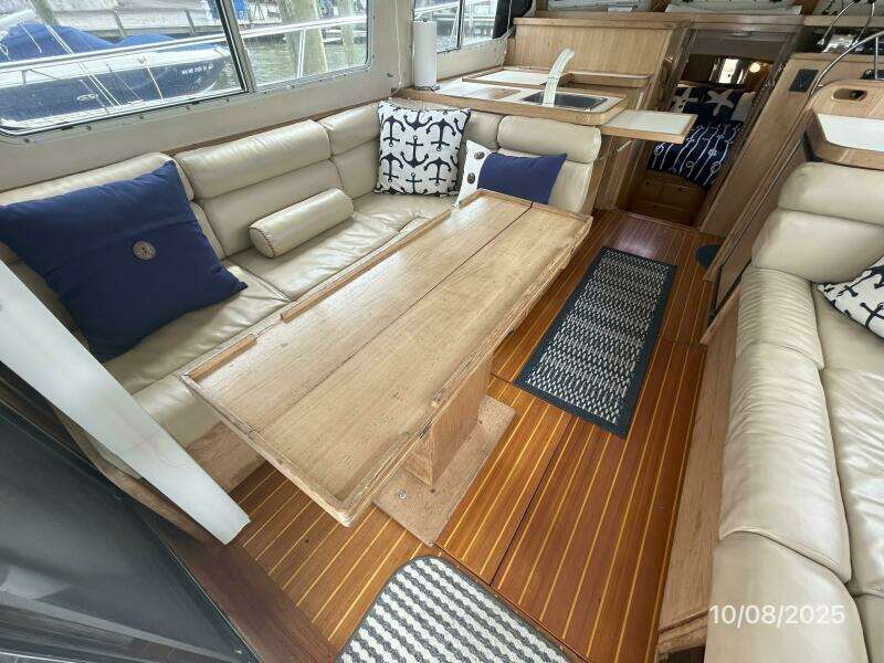 34' Sabreline table3