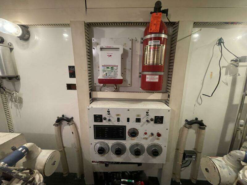 1993 Viking 50 Motor Yacht