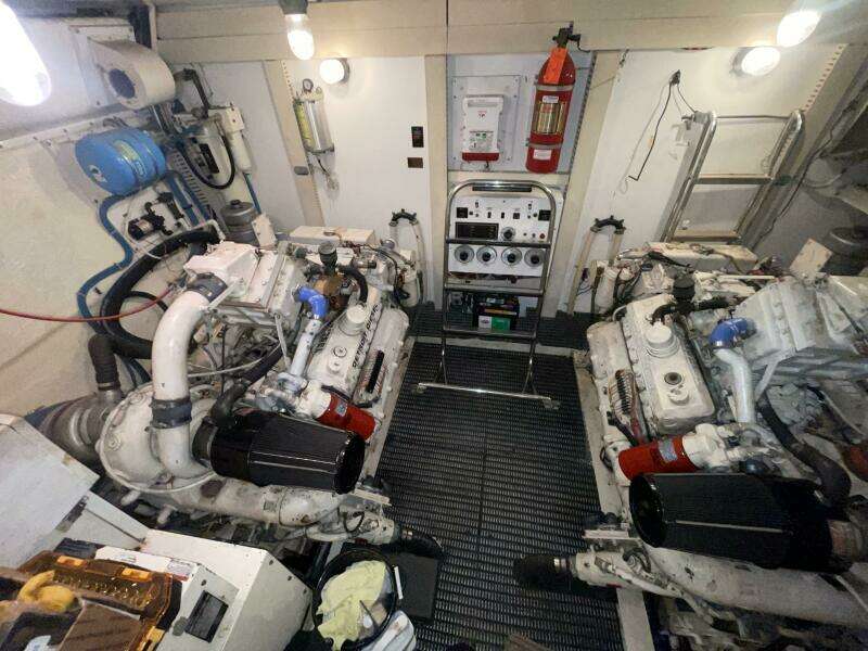 1993 Viking 50 Motor Yacht