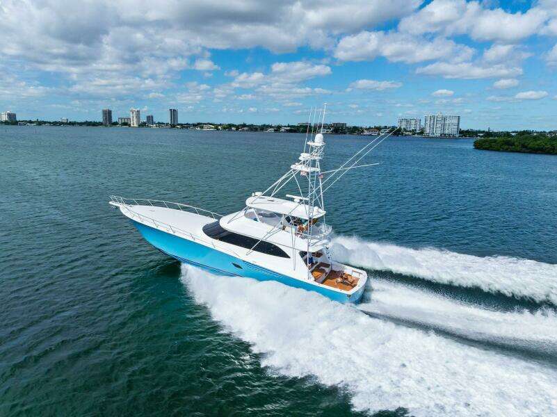 2012 82 Viking Convertible - Lady Di