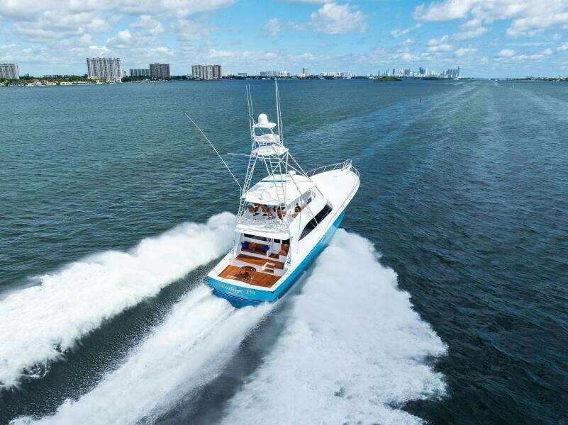 2012 82 Viking Convertible - Lady Di