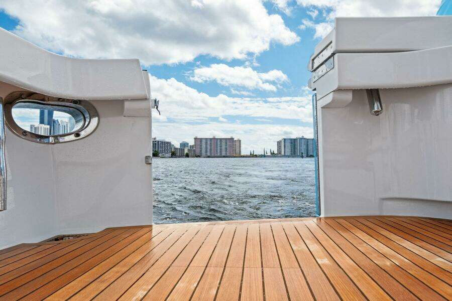 2012 82 Viking Convertible - Lady Di