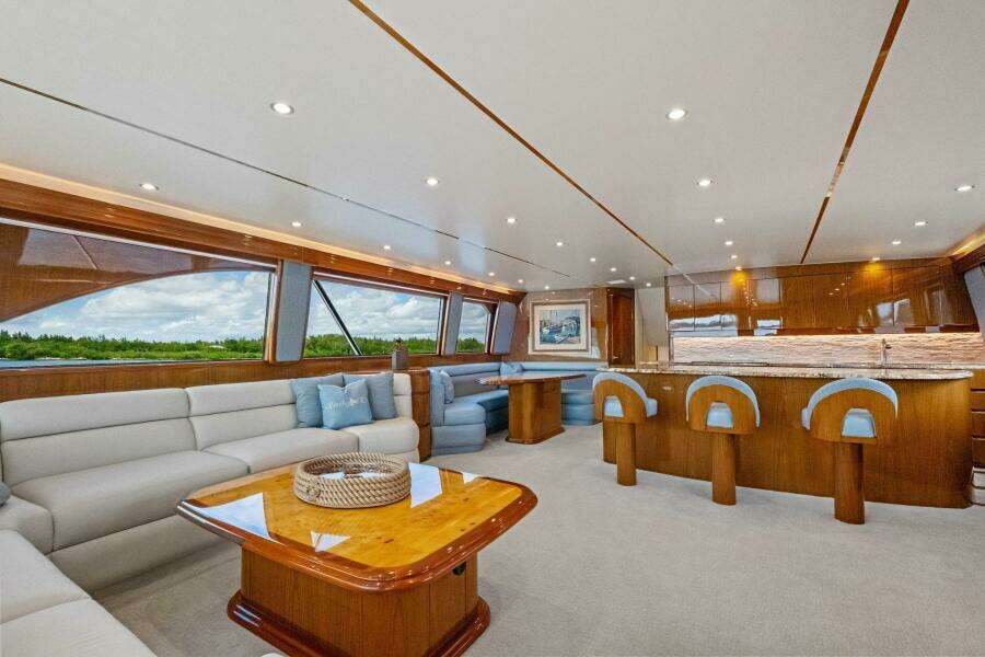 2012 82 Viking Convertible - Lady Di