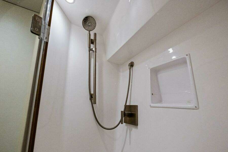 2012 82 Viking Convertible - Lady Di