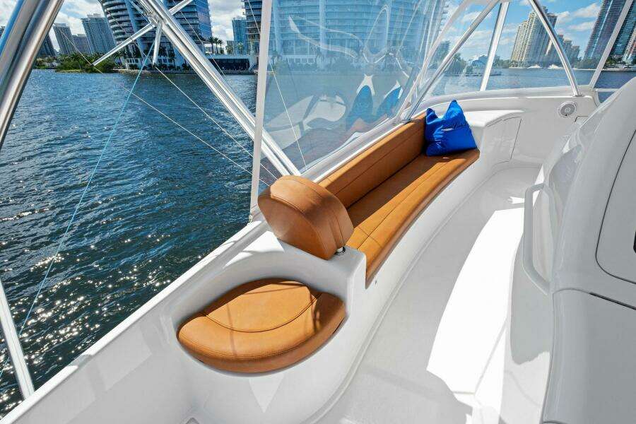 2012 82 Viking Convertible - Lady Di