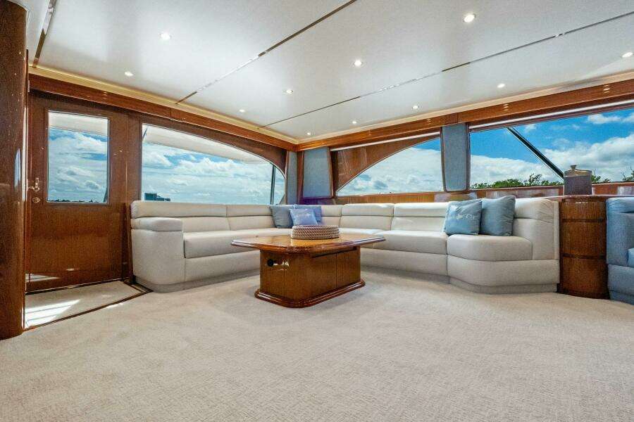 2012 82 Viking Convertible - Lady Di