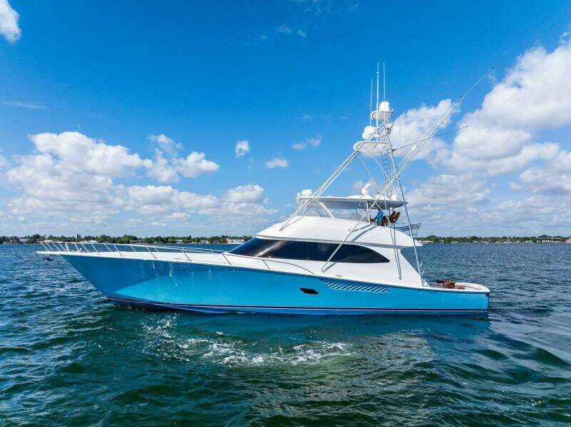 2012 82 Viking Convertible - Lady Di