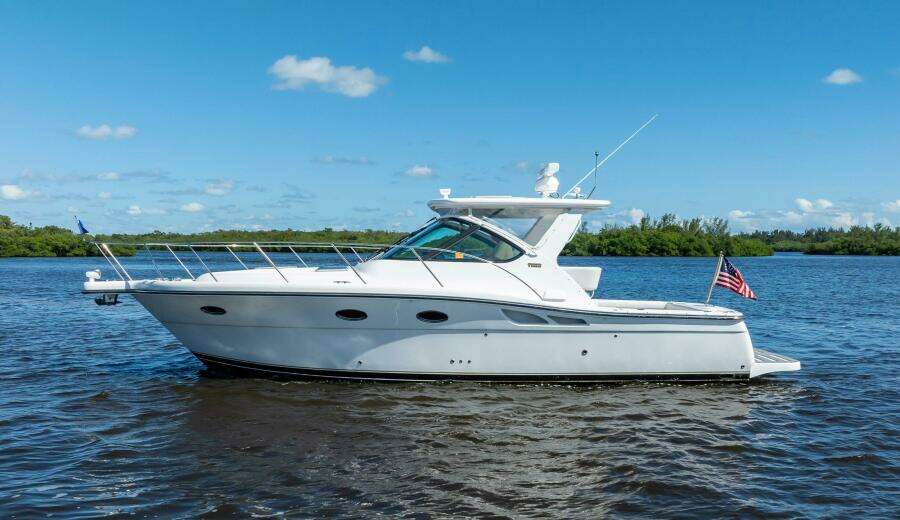 2005 Tiara Yachts 3200 Open
