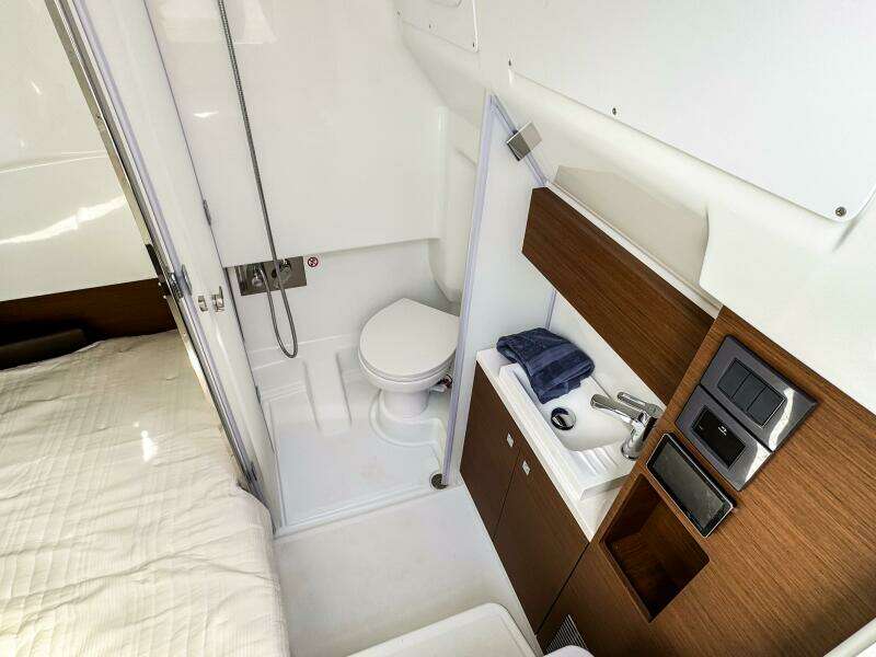 2026 Wellcraft 38 T-Top