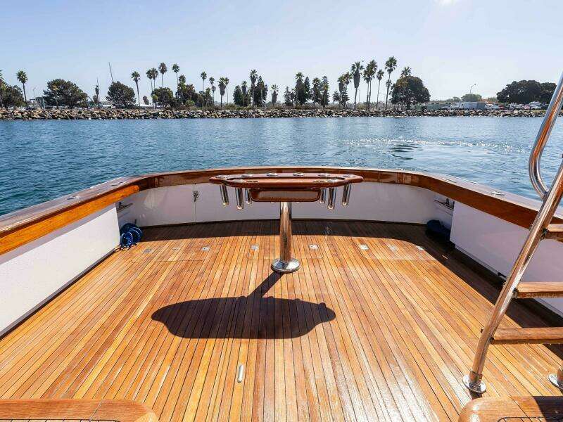 1981 Merritt 55 Convertible - SHOTGUN