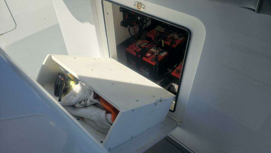 2025 Costa Custom 34SV