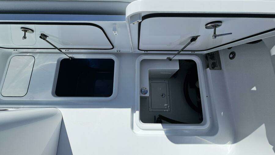 2025 Costa Custom 34SV