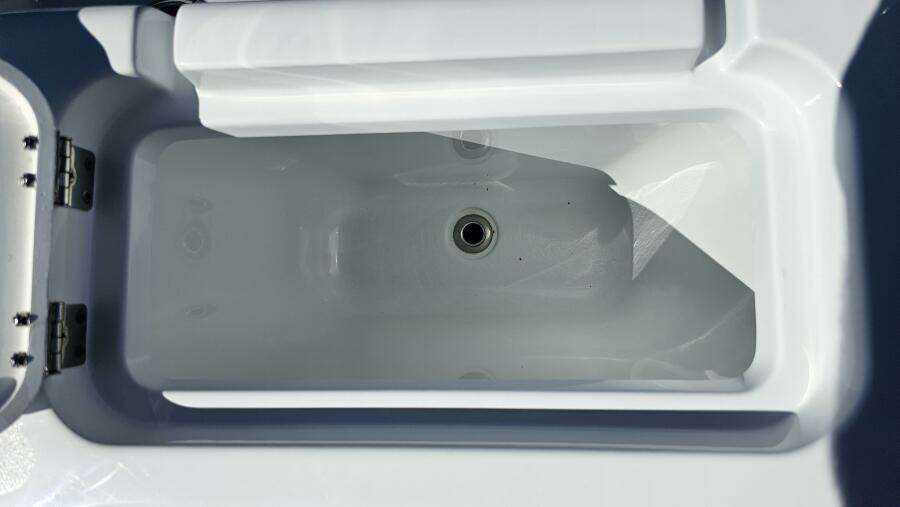 2025 Costa Custom 34SV