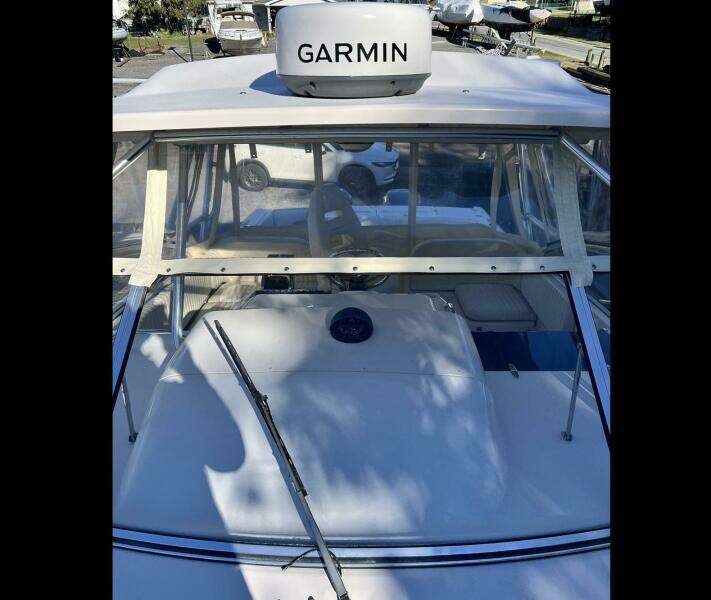 2004 Grady-White Express 330