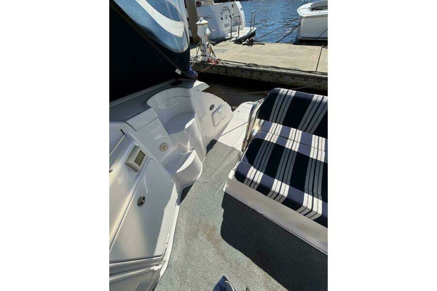 2007 Regal 3760 Sportyacht
