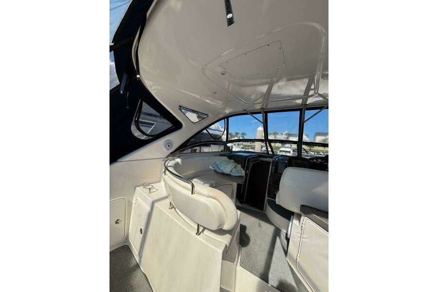 2007 Regal 3760 Sportyacht