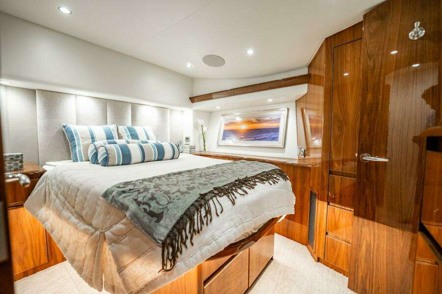 2021 Viking 54 Viking