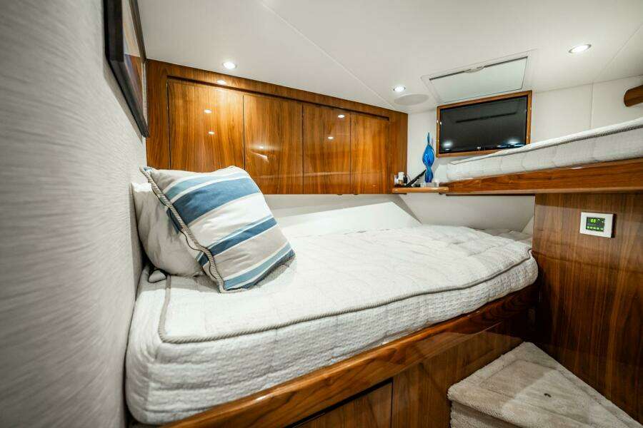 2021 Viking 54 Viking