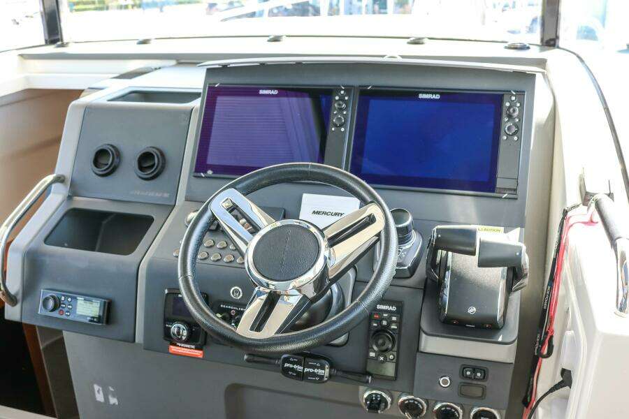 Nimbus 40 - Ocean Therapy - Deck House Helm Station 