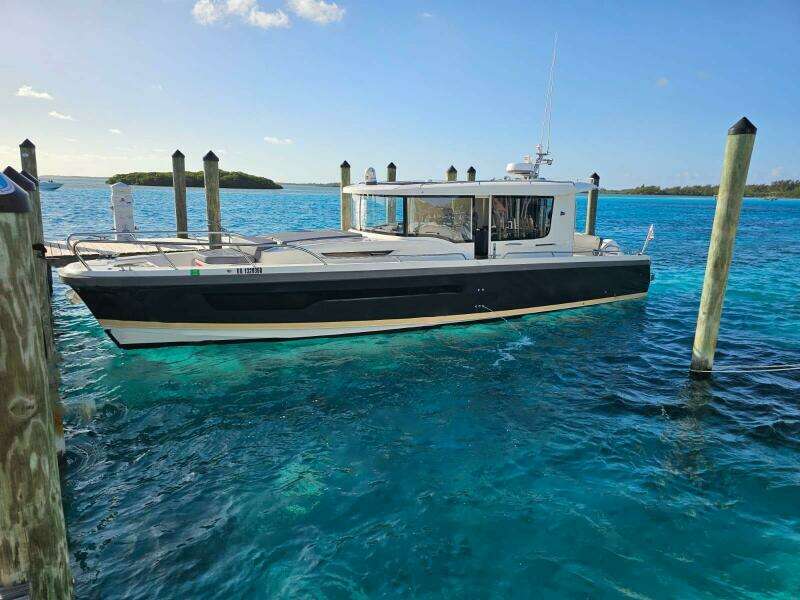 Nimbus 40 - Ocean Therapy - Exterior Profile