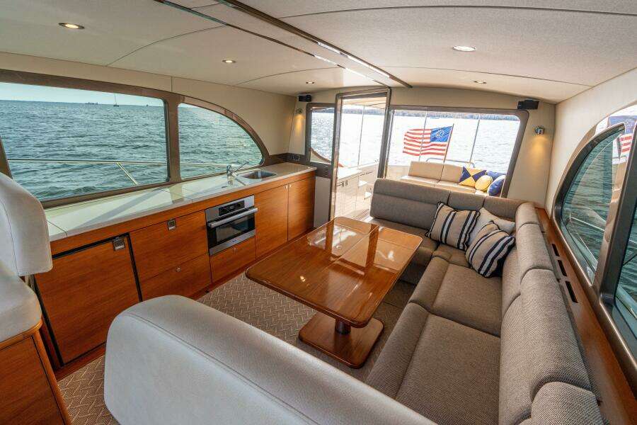2016 Palm Beach Motor Yachts PB50