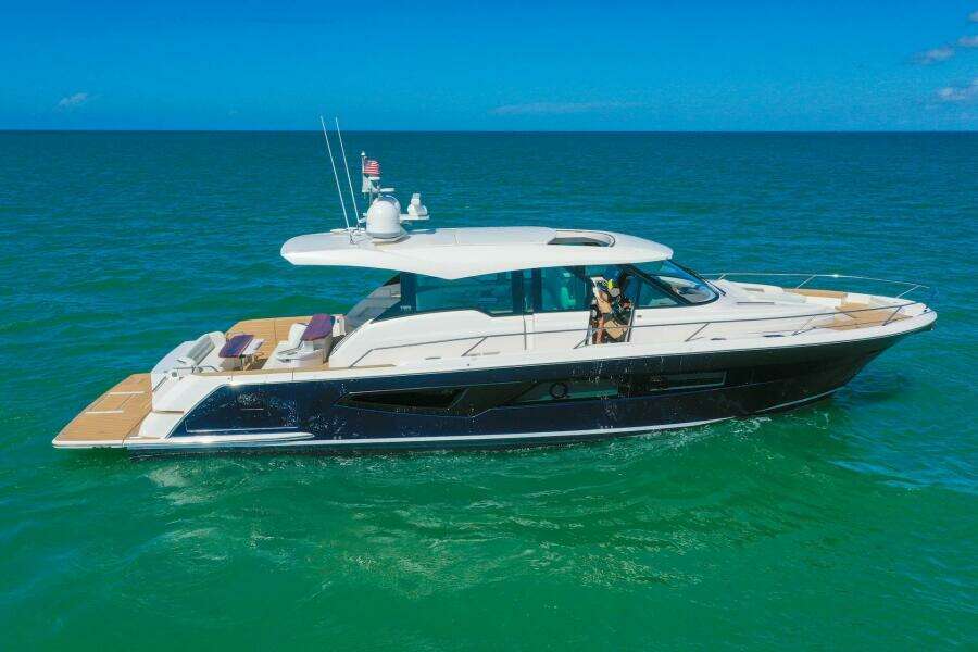 2023 Tiara Yachts EX 60 TRANQUIL MOMENTS II