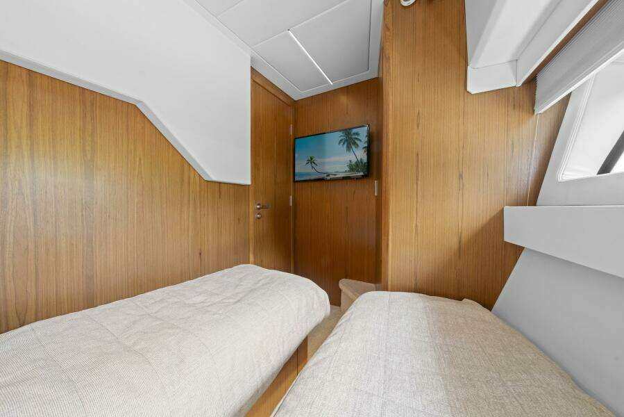 2023 Tiara Yachts EX 60