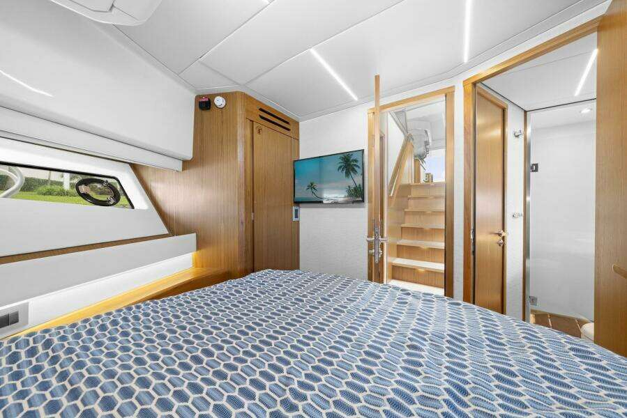 2023 Tiara Yachts EX 60