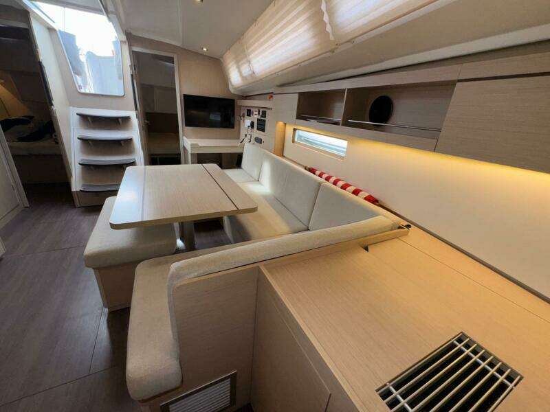 2022 Beneteau Oceanis 40.1