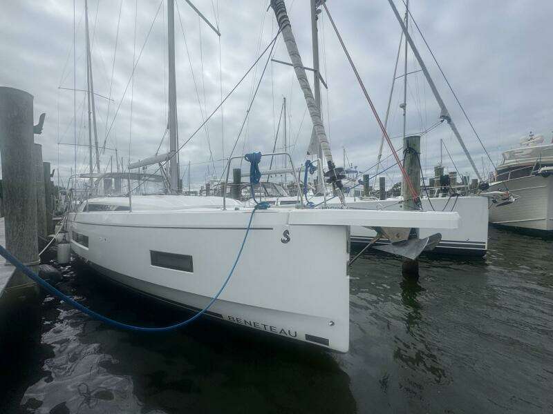 2022 Beneteau Oceanis 40.1