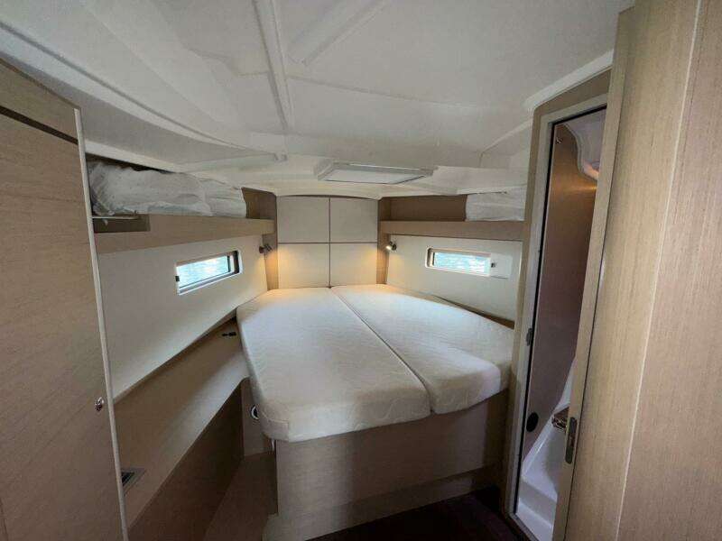 2022 Beneteau Oceanis 40.1